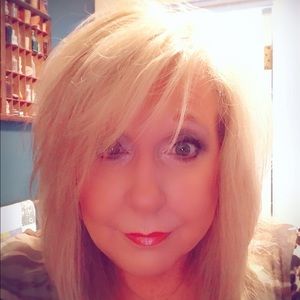 Meet your Posher, Jan